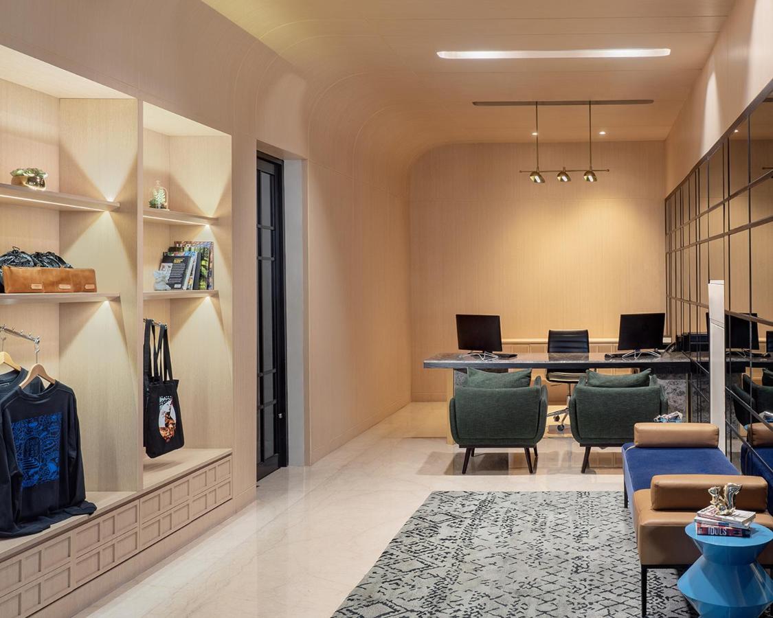 The Reiz Suites, Artotel Curated Medan